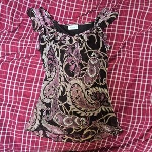 Women's Pink Paisley Ruffle Tank Top - Lightweight Summer Layer